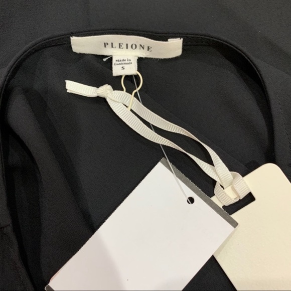 Pleione V-Neck Tie Sleeve Tee - Picture 5 of 8